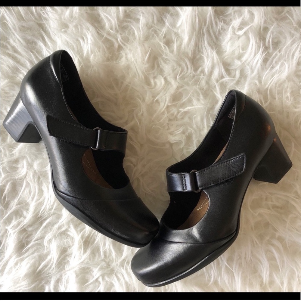 Clarks Roslyn Wren Shoes